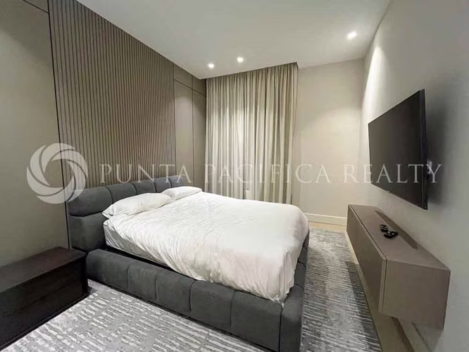 Alquiler En Ocean Reef | Waterfront Residences | Amueblado | 3 Rec