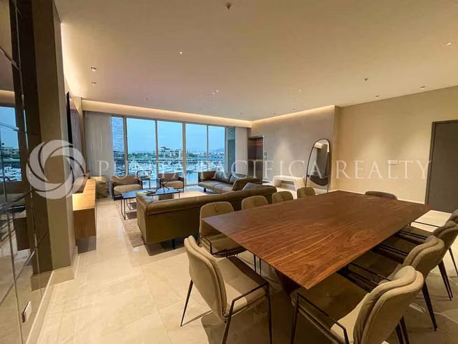 Alquiler En Ocean Reef | Waterfront Residences | Amueblado | 3 Rec