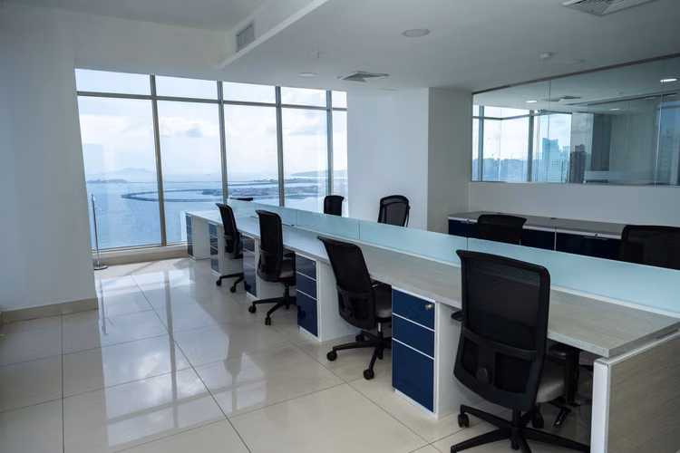 Rental Office in Torre Bicsa - Avenida Balboa