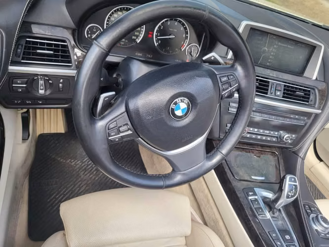 SE VENDE BMW COLOR BLANCO  640 I PERFECTA CONDICIONES  MANTENIMIENTO DE FABRICA