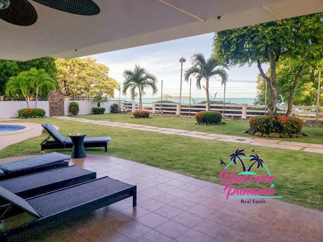 Apartamento Dreamscape frente al mar en PH Miramar