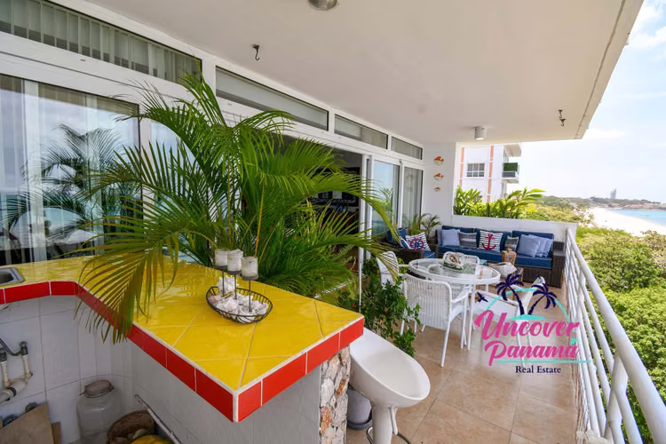 Apartamento Dreamscape frente al mar en PH Miramar