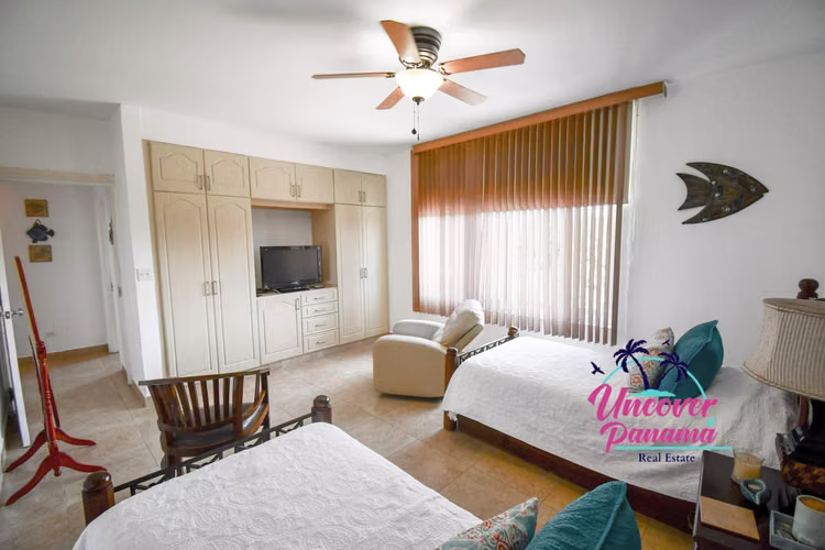 Apartamento Dreamscape frente al mar en PH Miramar