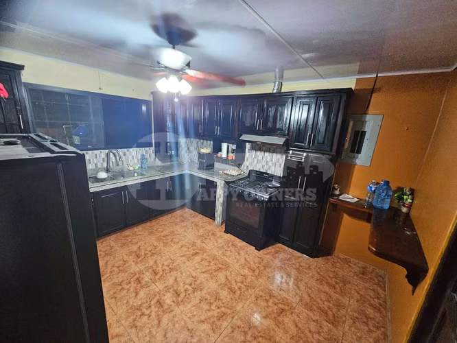 Venta de Casa en Las Tablas