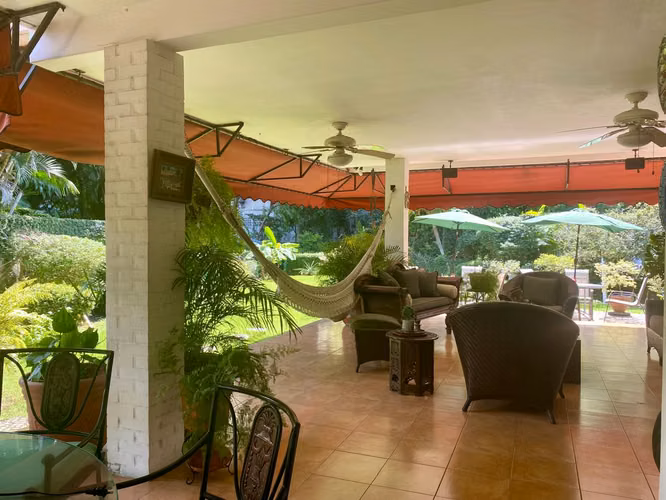 VENDO HERMOSA RESIDENCIA UBICADA EN EL CARMEN-BELLA VISTA - Imagen 3