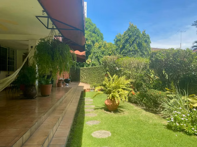 VENDO HERMOSA RESIDENCIA UBICADA EN EL CARMEN-BELLA VISTA - Imagen 2