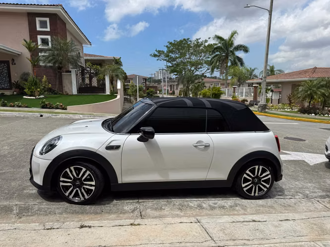 Mini Cooper S CONVERTIBLE 2023 COMO NUEVO