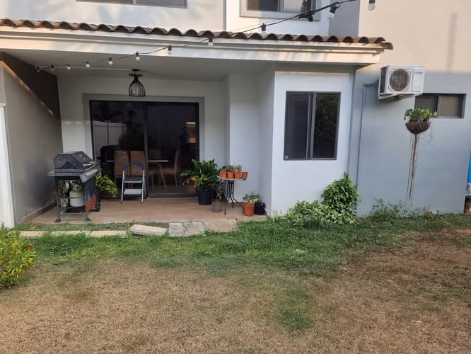 Se Vende Casa en Brisas del Golf en PH Aventura - Imagen 17
