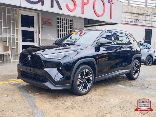 TOYOTA YARIS CROSS 2024