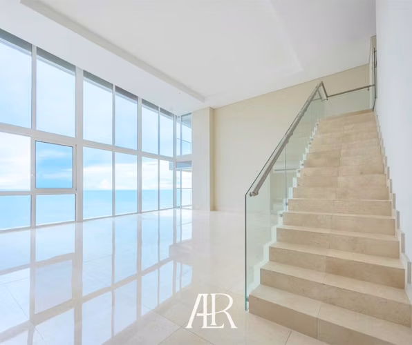 For Sale: Ocean-View Penthouse in Coco del Mar – P.H. Windrose