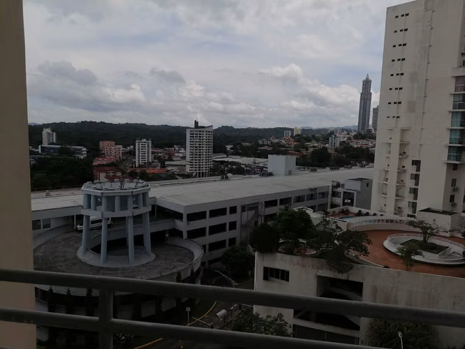 Apartamento en venta en Majestic Gardens en ciudad de Panamá