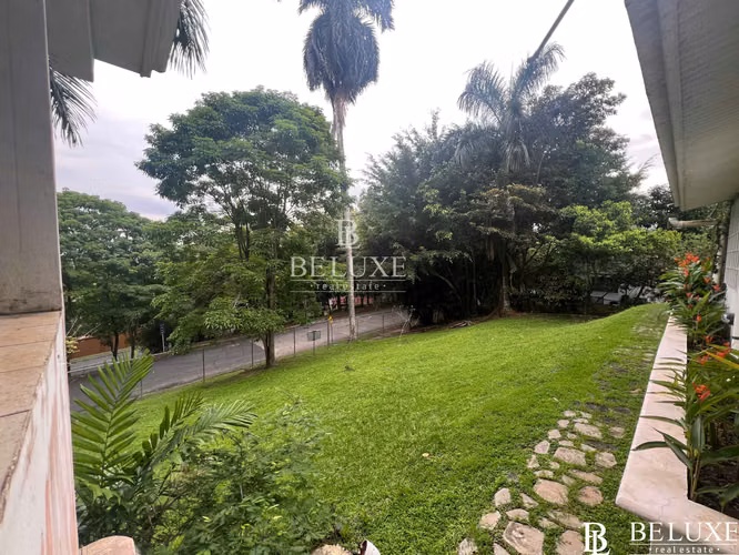 FOR SALE LAND WITH HOUSE IN ANCÓN (7)