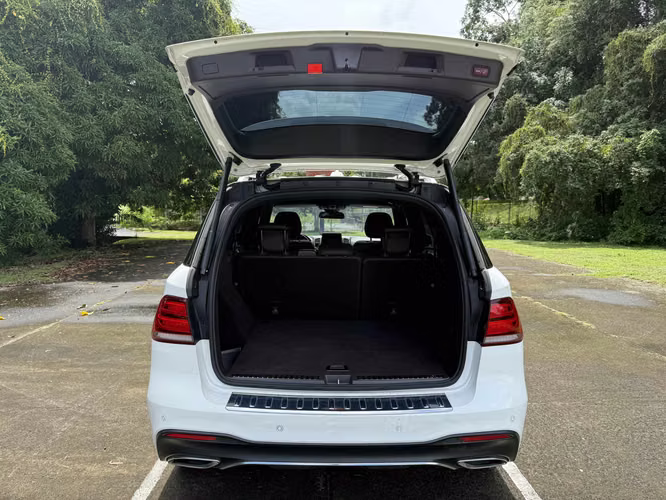 Mercedes Benz GLE 300