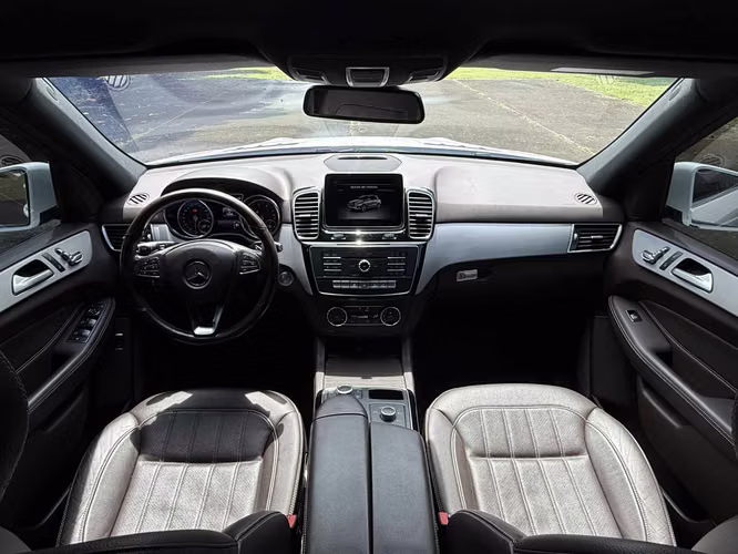 Mercedes Benz GLE 300