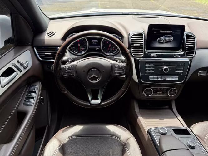 Mercedes Benz GLE 300