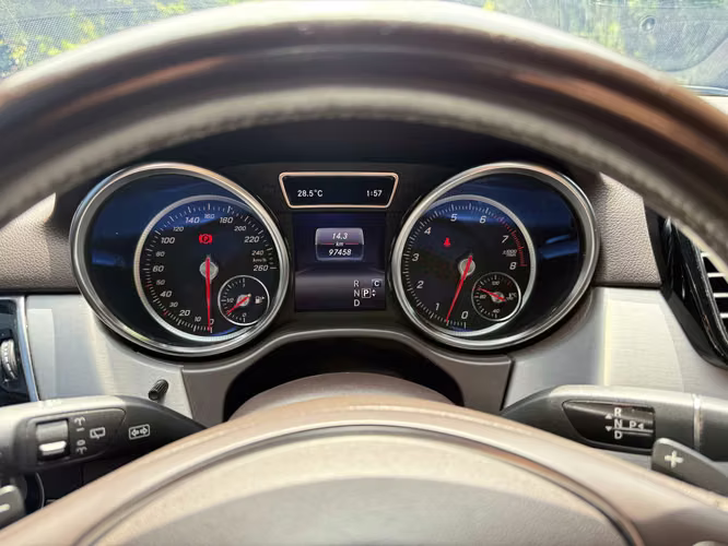 Mercedes Benz GLE 300