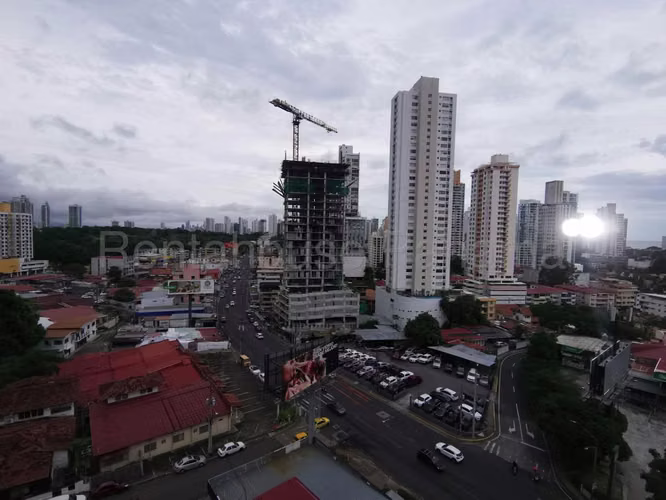 Venta de Apartamento de 175 m2 en PH Bahía Azul, Vía Porras 26-417GG