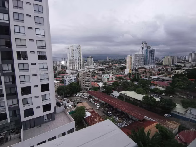 Venta de Apartamento de 175 m2 en PH Bahía Azul, Vía Porras 26-417GG