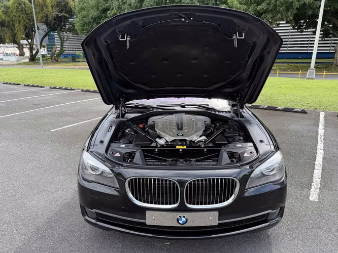 BMW ActiveHybrid 7