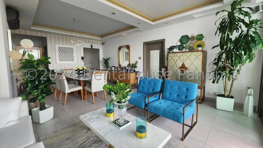 Venta de Apartamento de 218 m2 en PH Park View, Costa del Este 26-3024GG