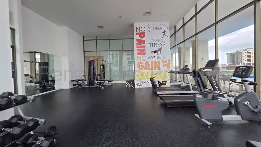 Venta de Apartamento de 218 m2 en PH Park View, Costa del Este 26-3024GG