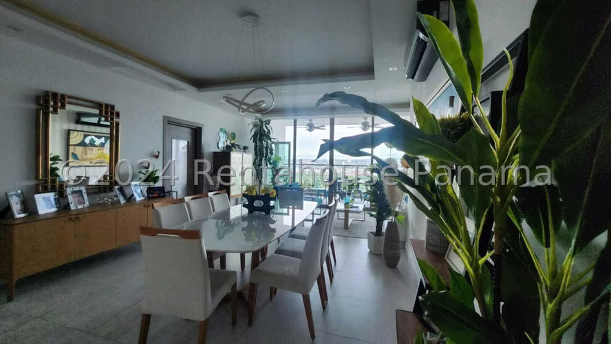 Venta de Apartamento de 218 m2 en PH Park View, Costa del Este 26-3024GG