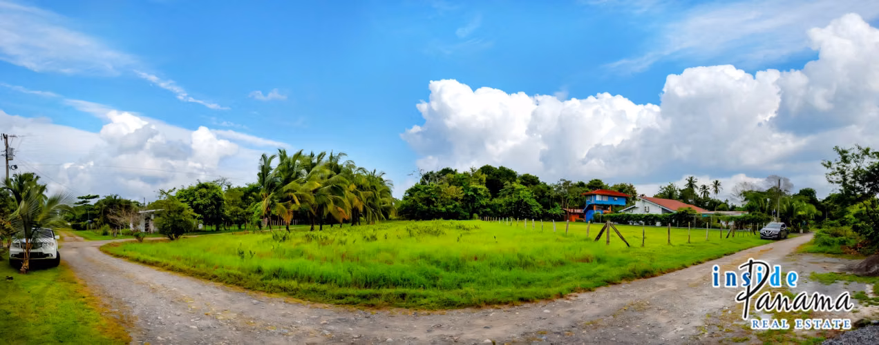 Lote de 1,500 m² en Las Lajas San Félix Panamá