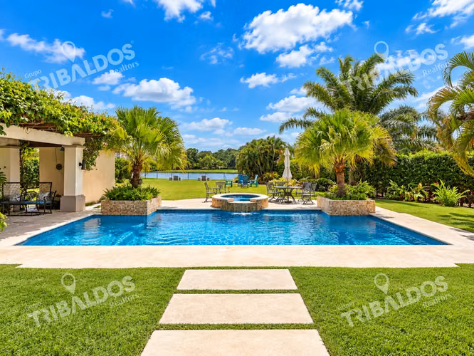Venta de Casa en Buenaventura con 8 Recámaras, Piscina y Jacuzzi - Imagen 17