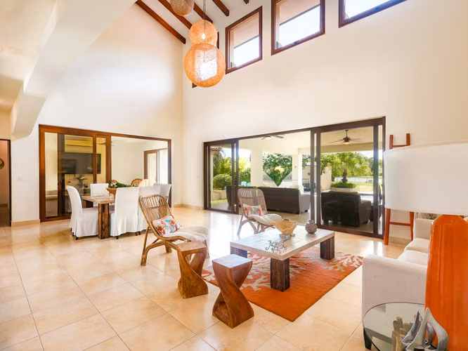 VENTA DE HERMOSA CASA DE PLAYA EN BUENAVENTURA