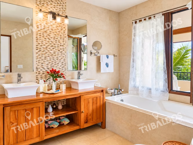 Venta de Casa en Buenaventura con 8 Recámaras, Piscina y Jacuzzi - Imagen 15