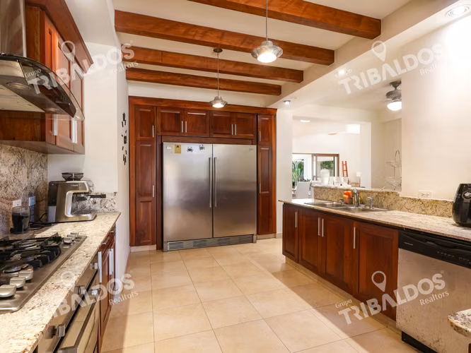 VENTA DE HERMOSA CASA DE PLAYA EN BUENAVENTURA
