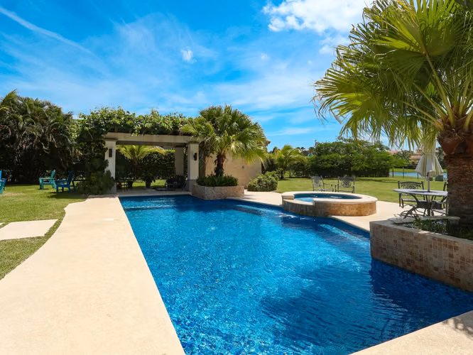 VENTA DE HERMOSA CASA DE PLAYA EN BUENAVENTURA