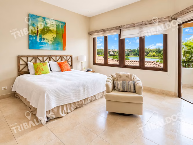 Venta de Casa en Buenaventura con 8 Recámaras, Piscina y Jacuzzi - Imagen 14