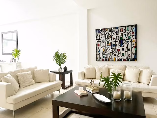 Moderna Casa en Venta - Excelente ubicación! ID 24428