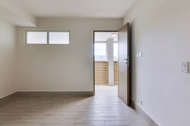 Oportunidad de Inversión : Apartamento en Venta en Playa Caracol