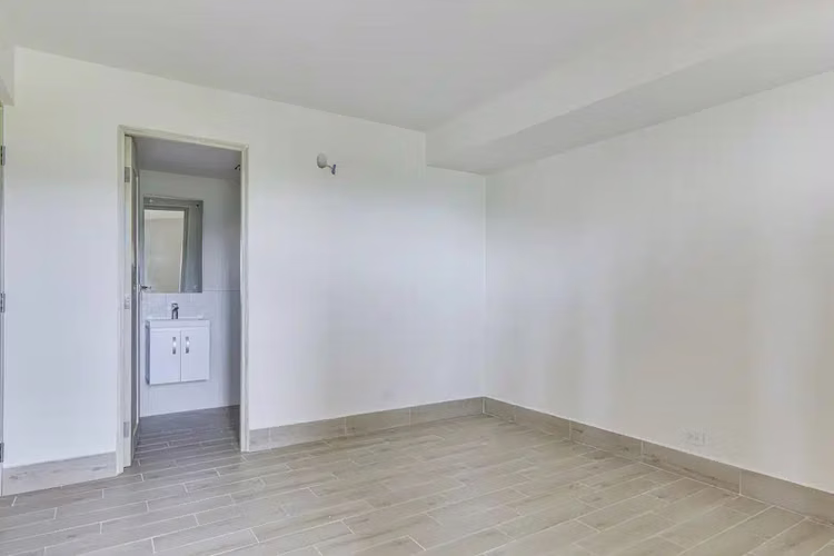 Oportunidad de Inversión : Apartamento en Venta en Playa Caracol