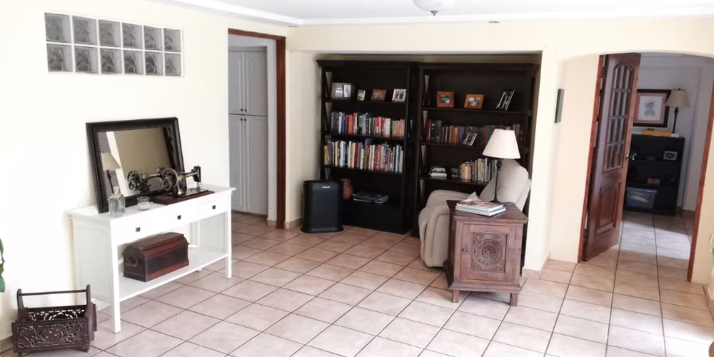Melissa Foster Luxury Vende o Alquila Casa Duplex de 4R en Clayton MF1657 - Imagen 3