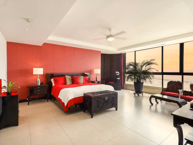 Penthouse 2 niveles frente al mar con terraza en Coco del Mar
