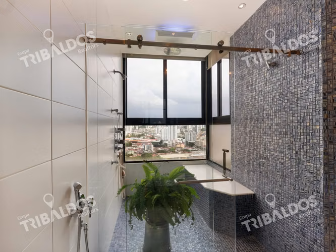 Penthouse 2 niveles frente al mar con terraza en Coco del Mar - Imagen 14