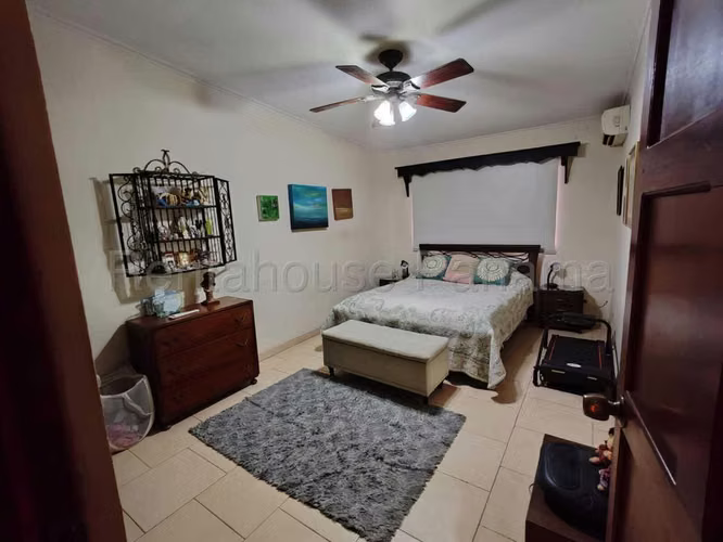 Venta de Casa con 368 m2 de Terreno en El Avance de Betania 26-938GG