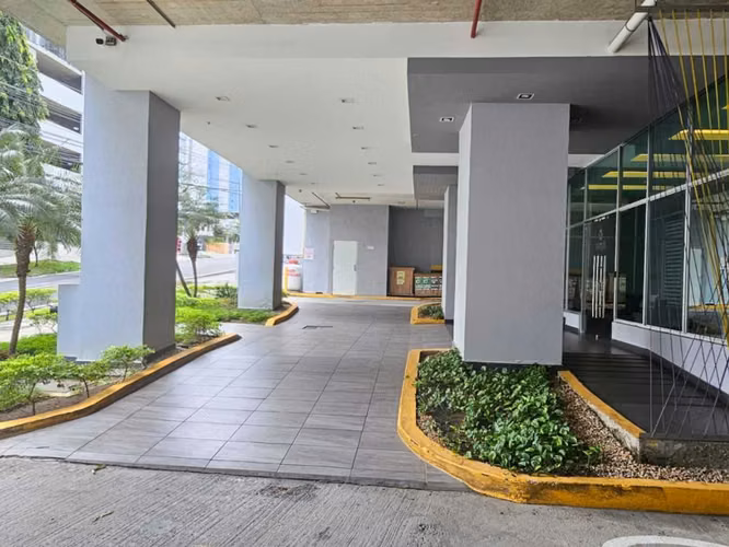 VENTA DE APARTAMENTO PH SIMJA - ALTOS DEL GOLF (3)