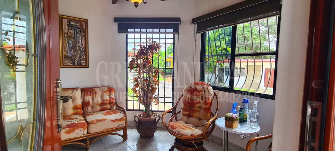 Oportunidad! Se Vende Hermosa Casa en la barriada El Dorado - Betania