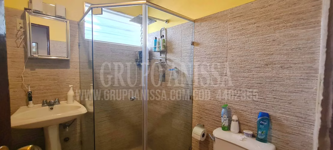 Oportunidad! Se Vende Hermosa Casa en la barriada El Dorado - Betania