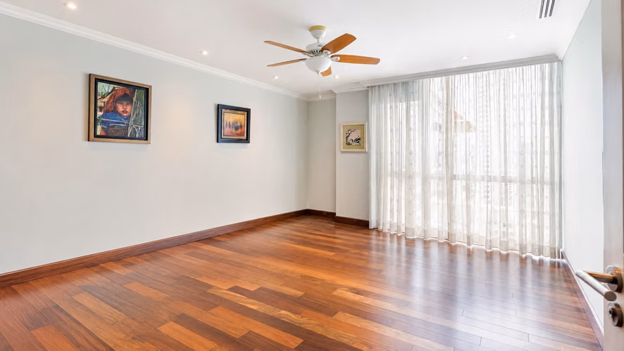 Venta de apartamento en P.H Santorini a $1,558 x m2 , Coco del Mar