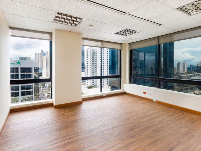 Alquiler de Piso Completo de oficina Calle 50
