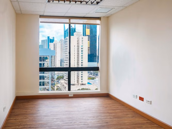 Alquiler de Piso Completo de oficina Calle 50