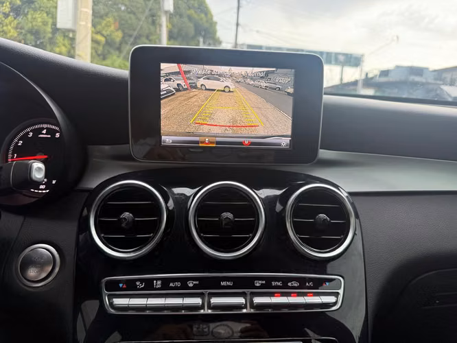 Mercedes GLC 