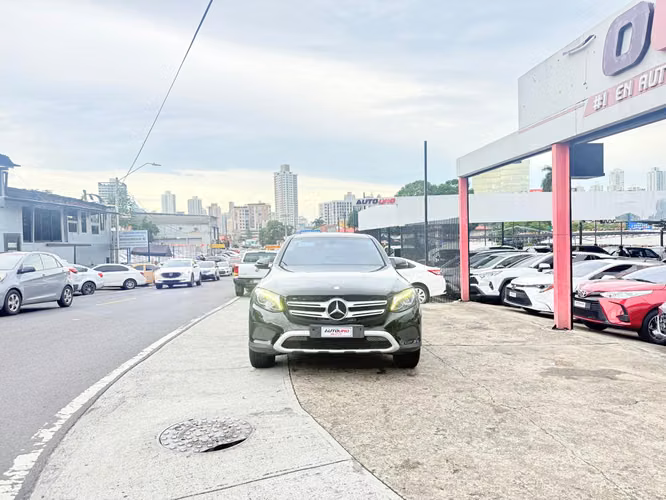 Mercedes GLC 