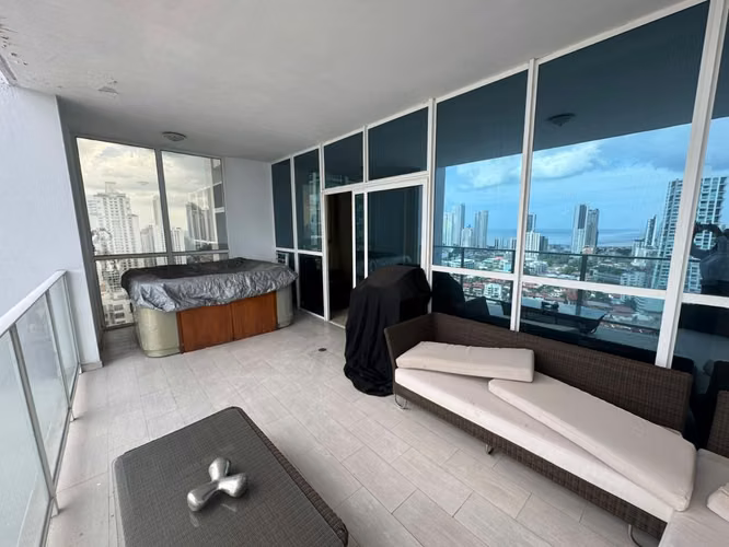 VENDO apartamento en SAN FRANCISCO, PANAMA