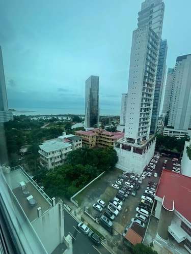 Hermoso apartamento TOTALMENTE REMODELADO en PH 44&PARK, Bella Vista.